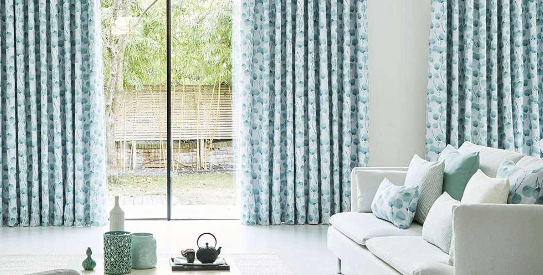 Are Color-Block Curtains Really Outdated? How to Use Contrast Like a Pro