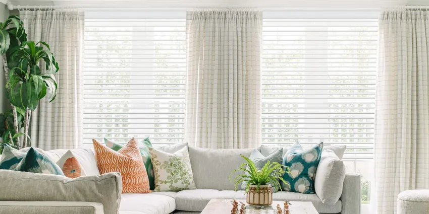 The Art of Light Transmission: Blinds, Shangri-La Shades, and Dream Curtains for Different Spaces